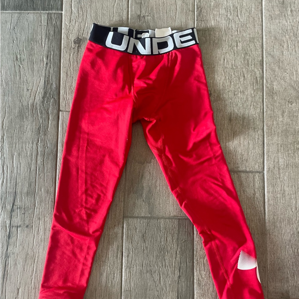 Under Armour Red Leggings Plush Stretchy Fit